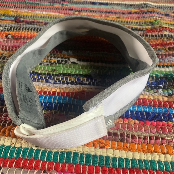 adidas visor - Picture 3 of 3